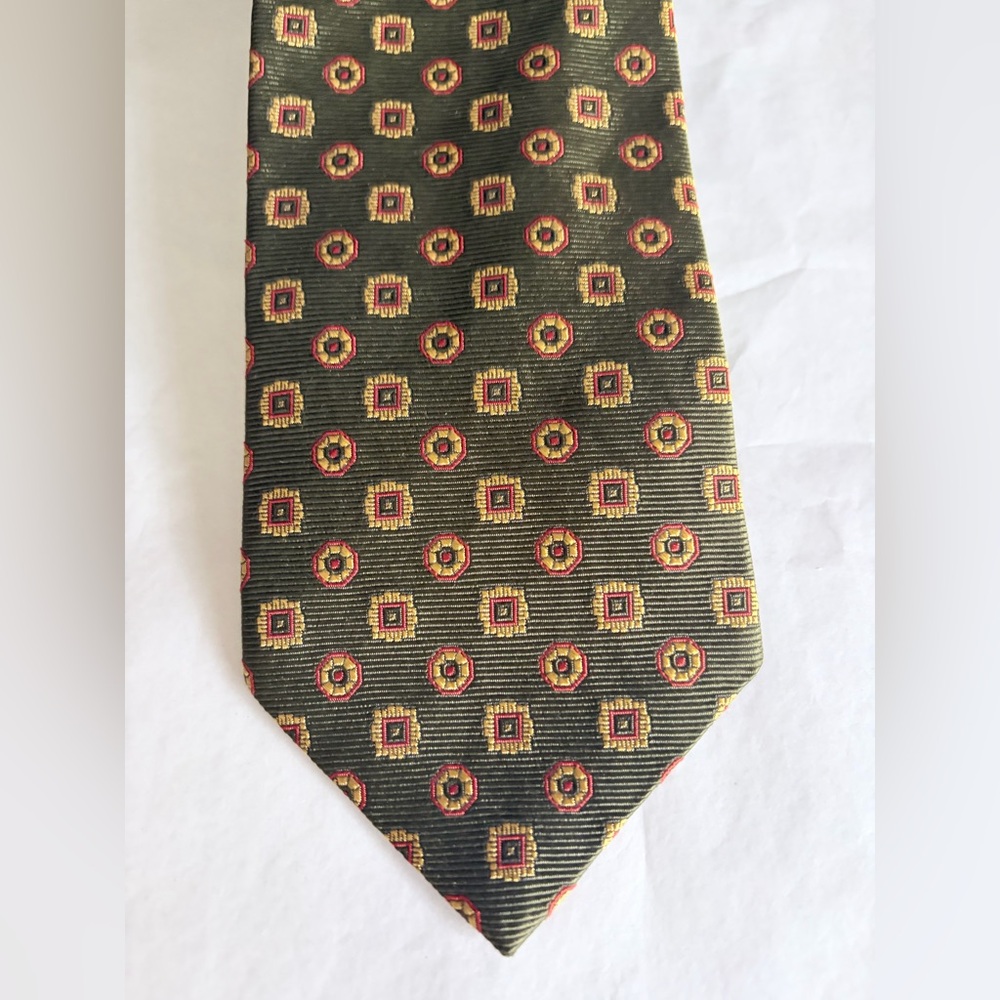 Brooks Brothers Olive Green Silk Tie Gold Red Medallion Pattern